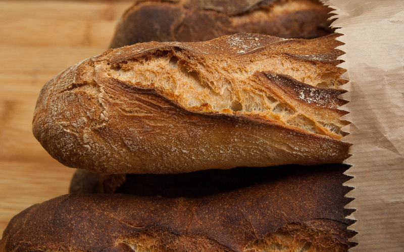 boulangerie-BESSE SUR ISSOLE-min_dish-food-baking-cuisine-bread-bakery-399077-pxhere.com